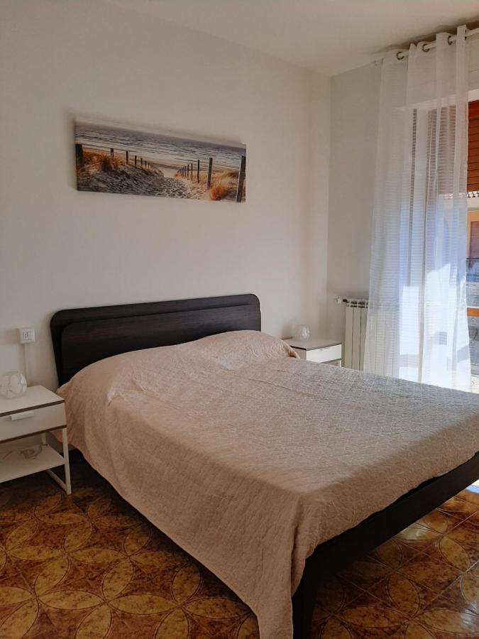 Nel Blu Apartment Marina dʼMarina dʼAndora Exterior foto